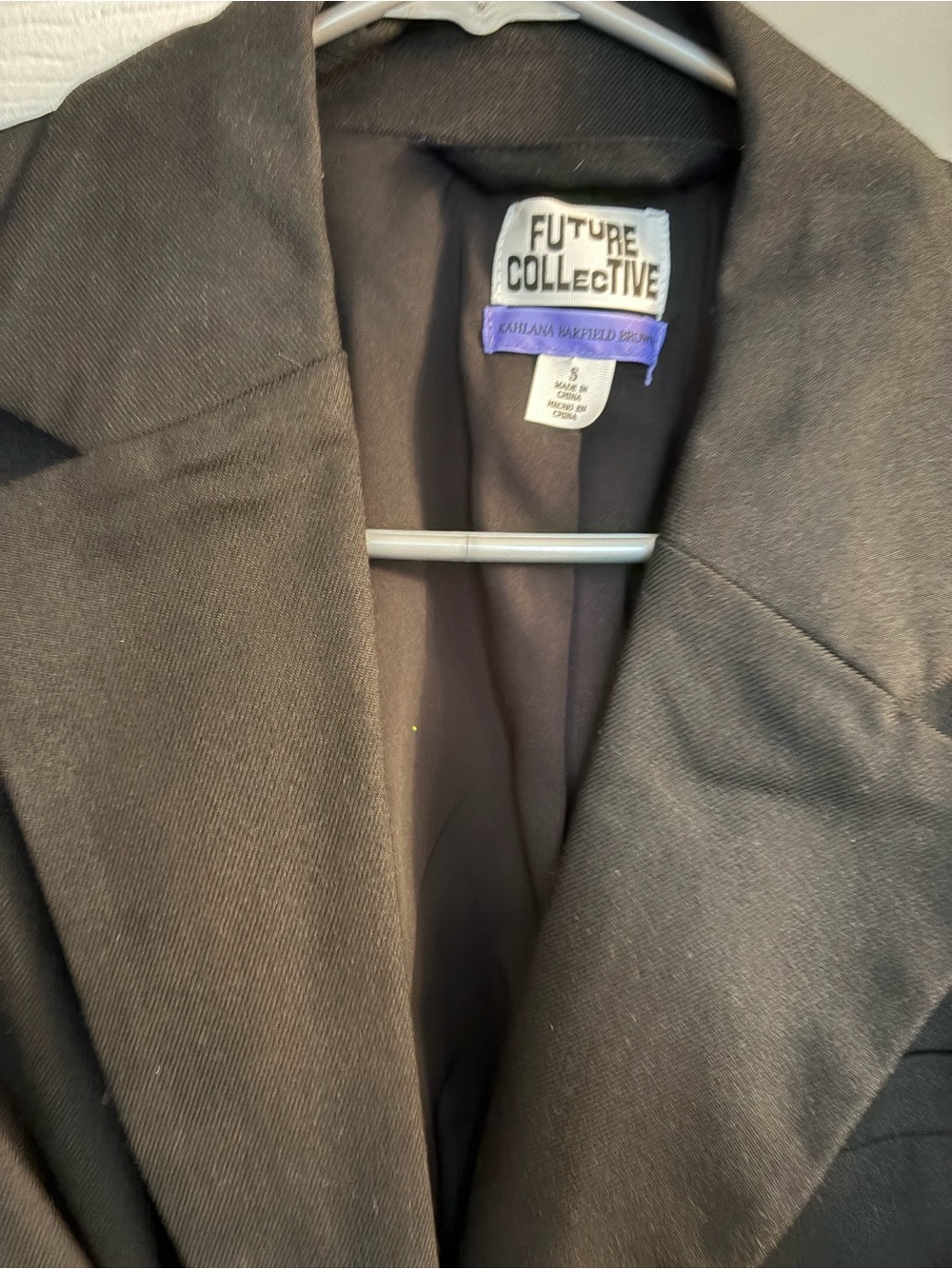 Blazer - Picture 2 of 2